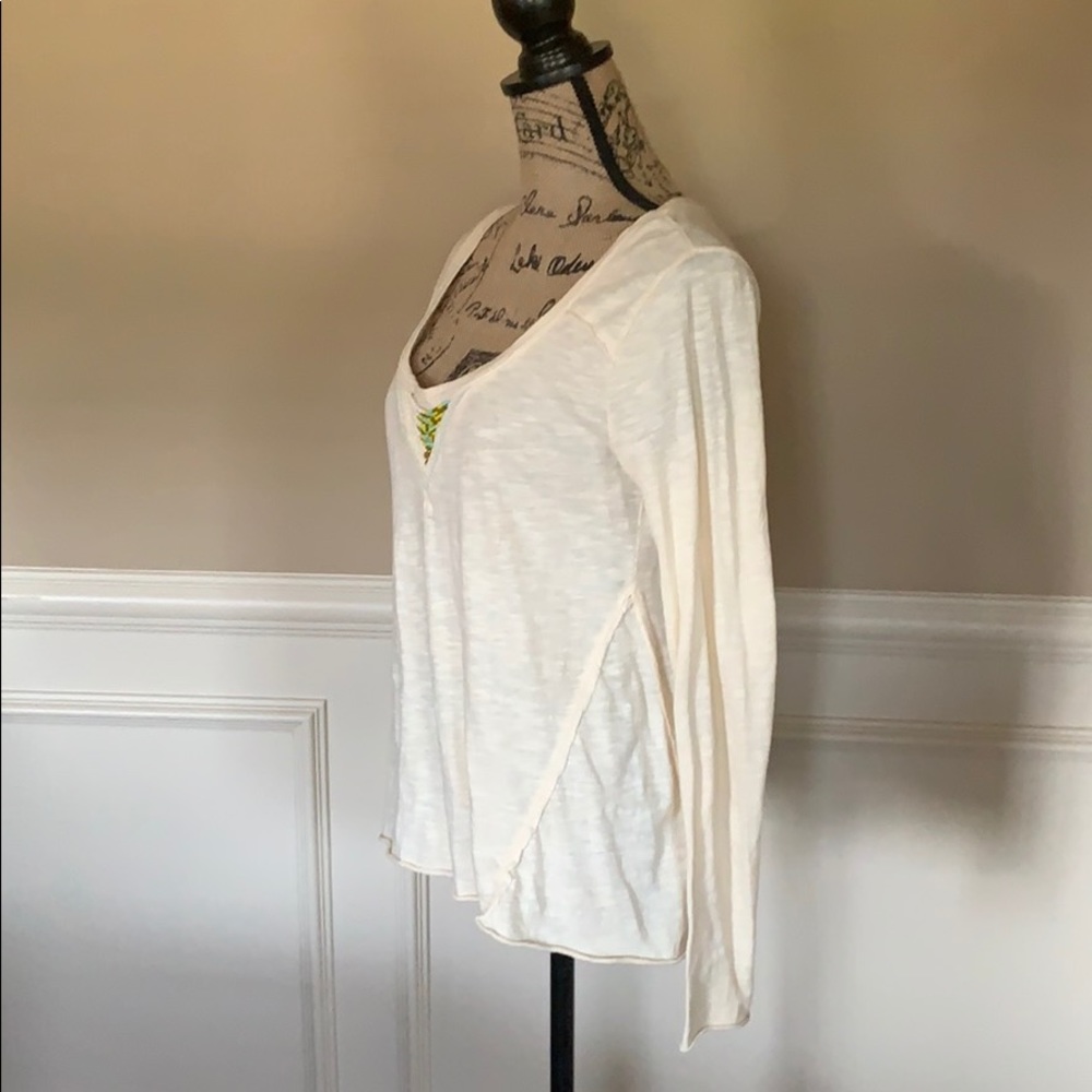 ✨Free People Lightweight Beaded Long Sleeve Top - Picture 3 of 8